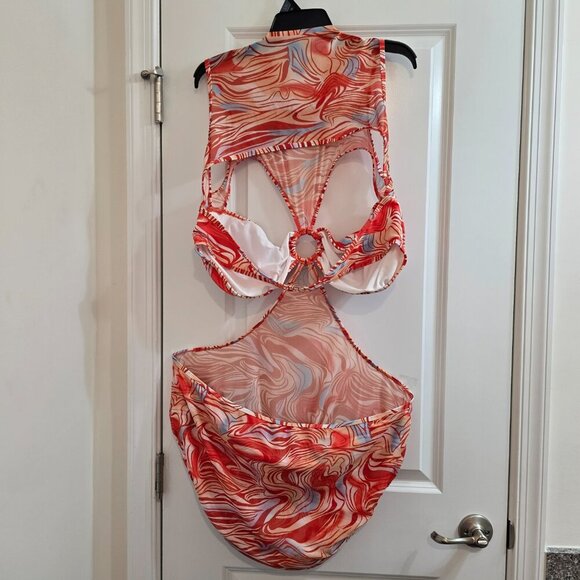 Fashion Nova Lyla Halter 1 Piece Swimsuit - Coral/Combo - NWT - Picture 6 of 8